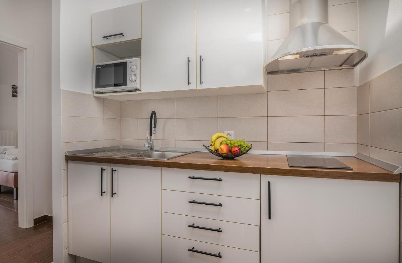 Apartment Marina Malinska Bagian luar foto